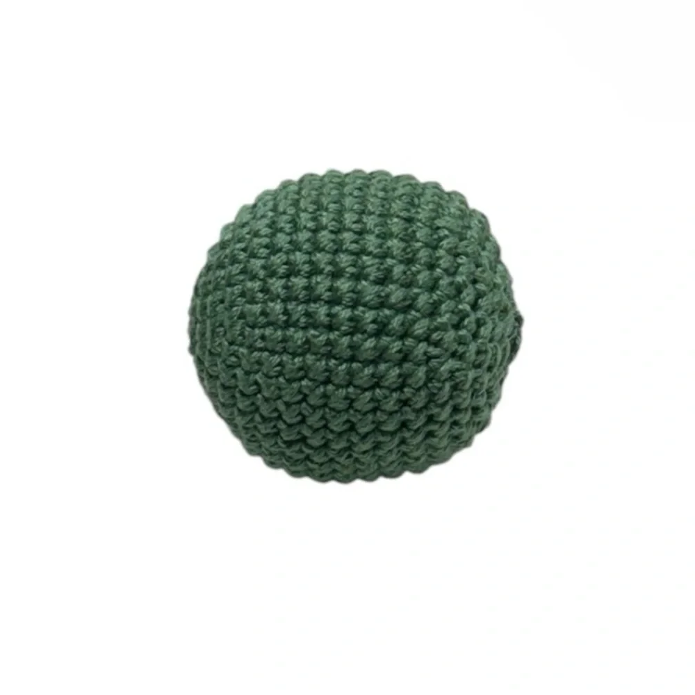 100% handmade crochet ball toy for cats with catnip inside! 100% cotton yarn toy